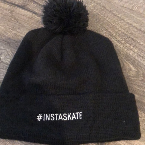 INSTAGRAM beanie BLACK - Picture 3 of 3